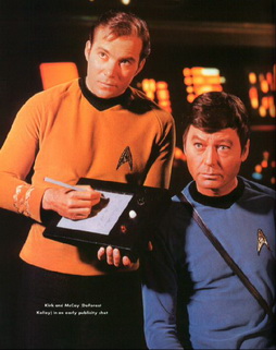 Star Trek Gallery - Star-Trek-gallery-enterprise-original-0112.jpg