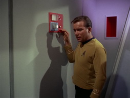 Star Trek Gallery - StarTrek_still_1x02_CharlieX_0902.jpg