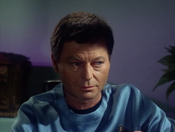 Star Trek Gallery - StarTrek_still_1x10_TheCorbomiteManouver_1179.jpg