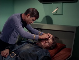 Star Trek Gallery - StarTrek_still_1x27_TheAlternativeFactor_0936.jpg