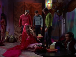 Star Trek Gallery - StarTrek_still_2x14_WolfInTheFold_0188.jpg