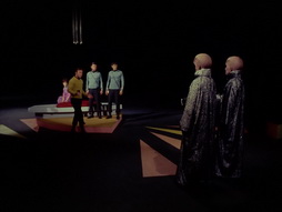Star Trek Gallery - StarTrek_still_3x12_TheEmpath_0593.jpg