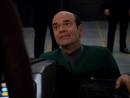 Star Trek Gallery - Renaissance_Man_486.jpg