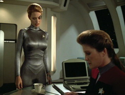 Star Trek Gallery - dayofhonor252.jpg