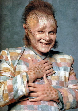 Star Trek Gallery - neelix_s1b.jpg