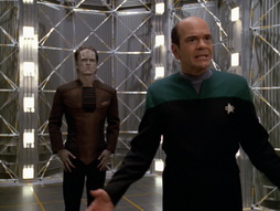 Star Trek Gallery - nothing_human_143.jpg