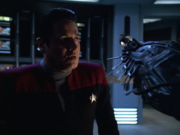 Star Trek Gallery - q2_098.jpg