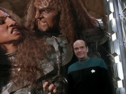 Star Trek Gallery - someonetowatchoverme_099.jpg