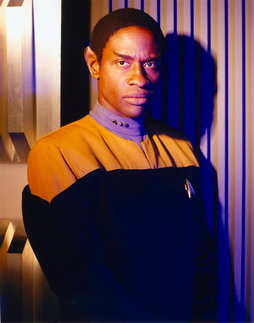 Star Trek Gallery - tuvok_s5hq_pbvariant.jpg